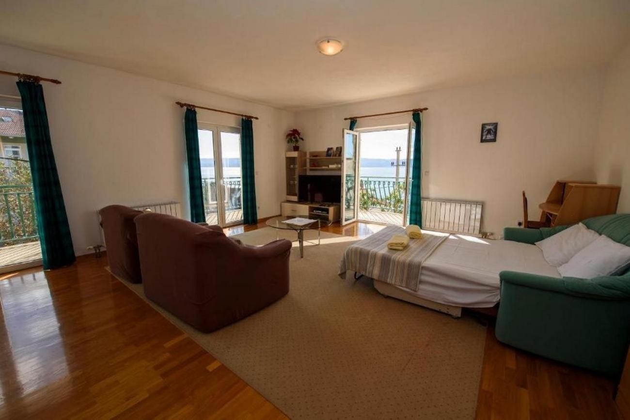 Apartments By The Sea Suhi Potok, Omis - 14555 Jesenice  Esterno foto